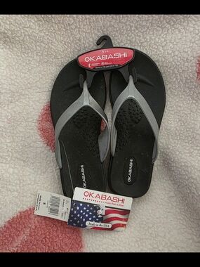 NWT- Sm. Okabashi Black and Gray Women's Flip Flops